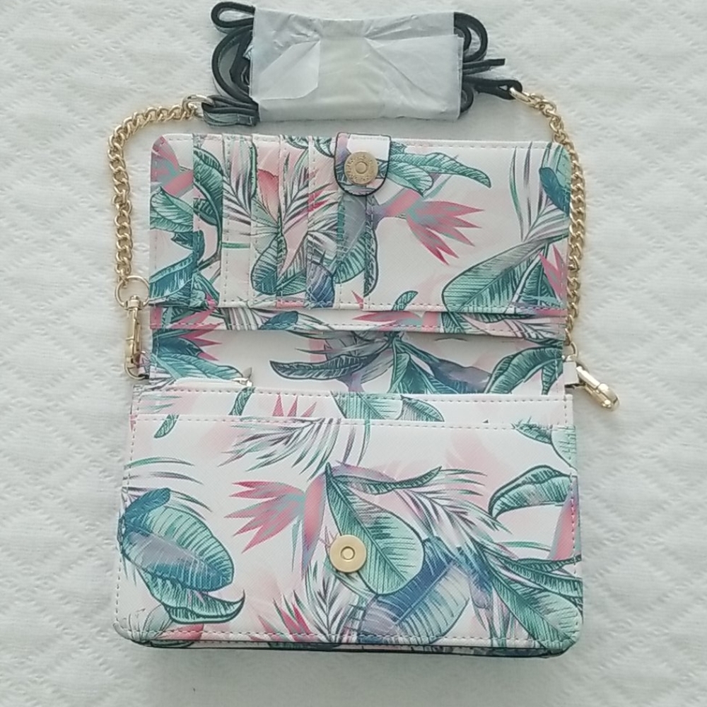Purse - Picture 3 of 3